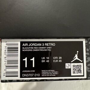Air Jordan 3 Retro Sneakers